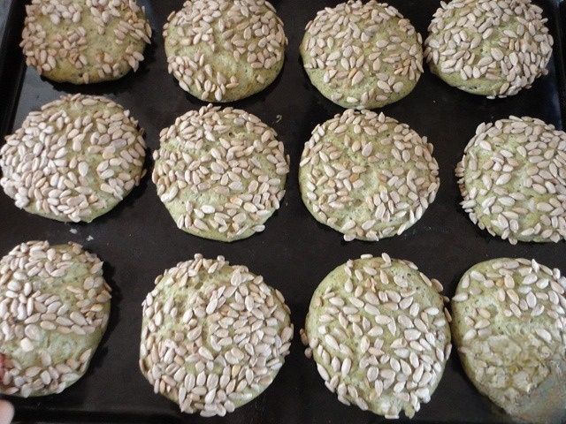 Постная булочка с перловкой