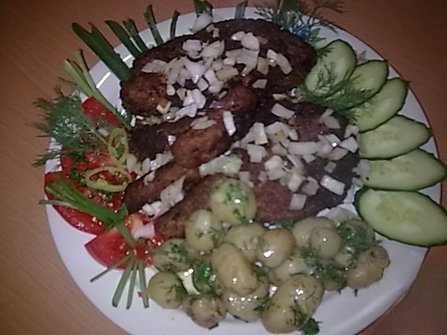 Чавапи, плескавица и 