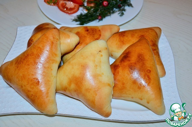 Пирожки с творогом и зеленью