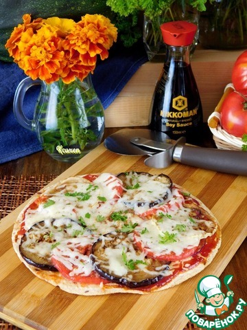 Fast pizza with grilled vegetables