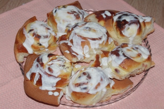 Булочки с рикоттой и клюквой