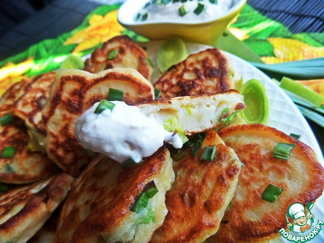 Fritters potato with peas