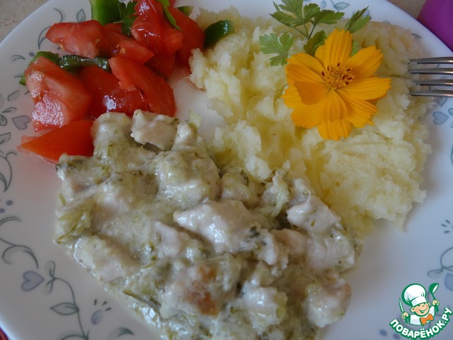 Chicken breast in a sauce of pickles