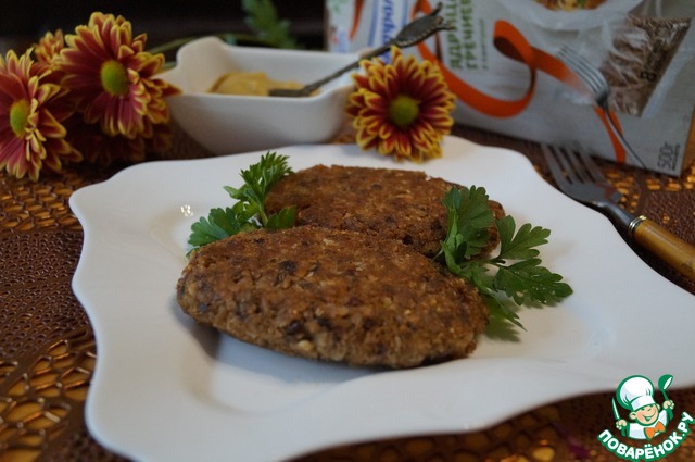 Buckwheat-mushroom burgers with oat bran