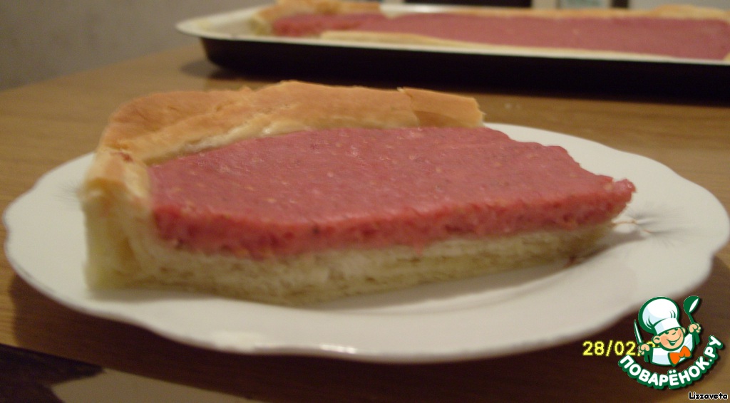 Open pie with raspberries and cottage cheese
