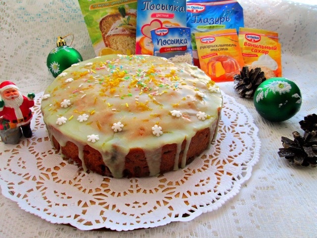 Рождественский кекс под сахарной глазурью