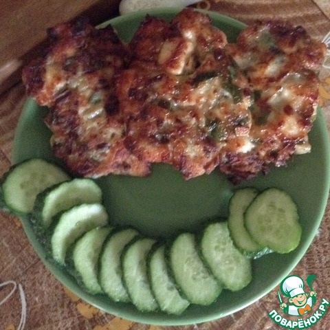 Chopped chicken cutlets with mushrooms