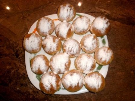 Булочки дрожжевые с цукатами