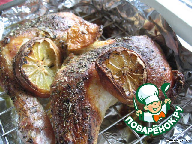 Chicken legs with crispy skin