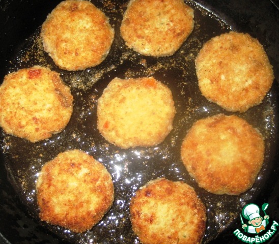 Chicken cutlets with cauliflower