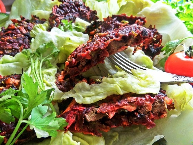 Vegetable meatballs with liver