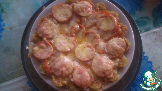 Pizza on a potato base in microwave