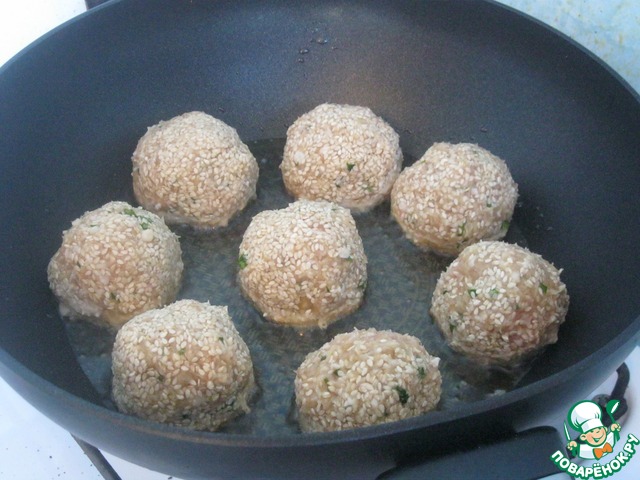 Meatballs with quail eggs