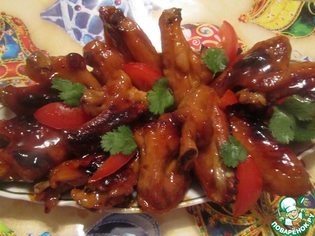 Chicken wings in the glaze