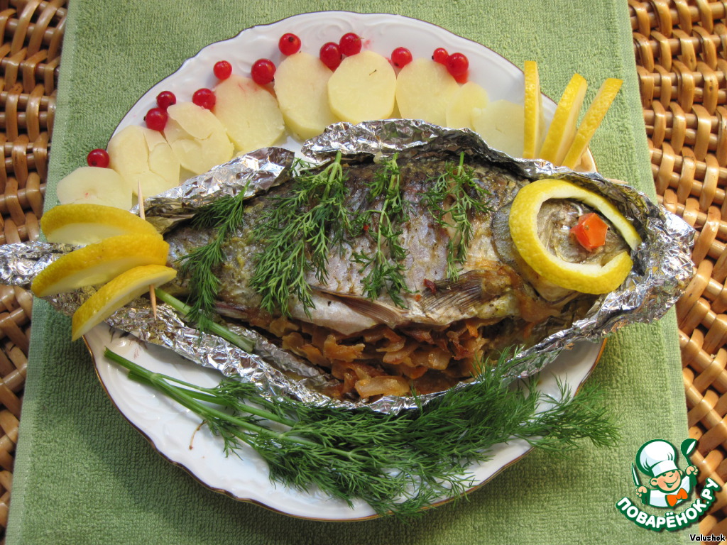 Carp in Rostov, stuffed cabbage