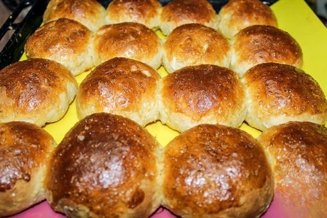 Oat scones for drinking yogurt