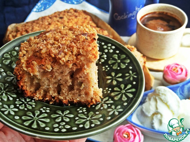 Rhubarb pie under oat strasheim