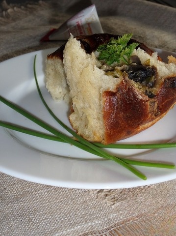 Buns with cheese, mushrooms and greens