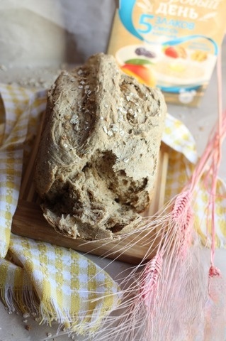 Bread with chicory and cereals