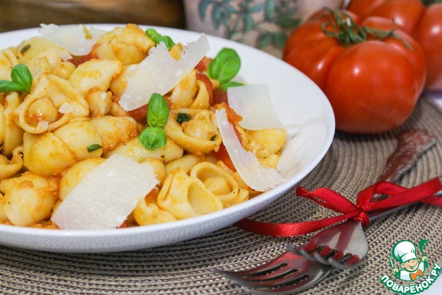 Pasta with chickpeas come from Campodimele