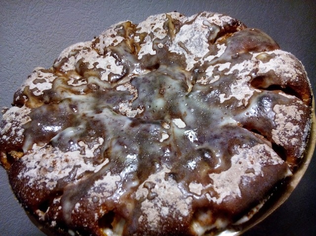 Тыквенная шарлотка с яблоками и коричной корочкой