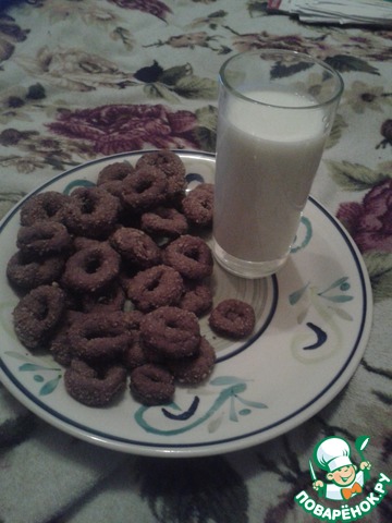 Шоколадное сахарное печенье с апельсиновыми цукатами