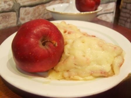 Apple pie with cabbage