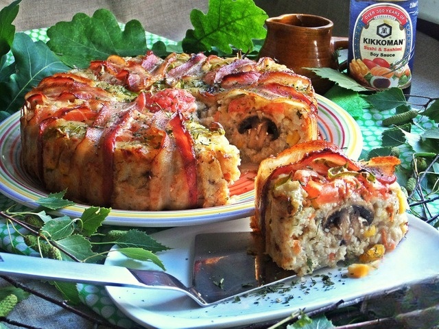 Rice grandmother in bacon