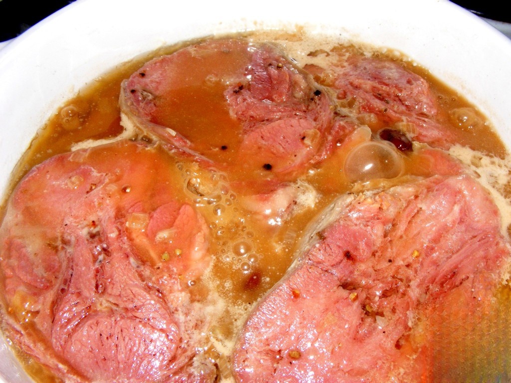 Tongue with raisins