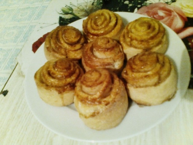 Cinnamon rolls