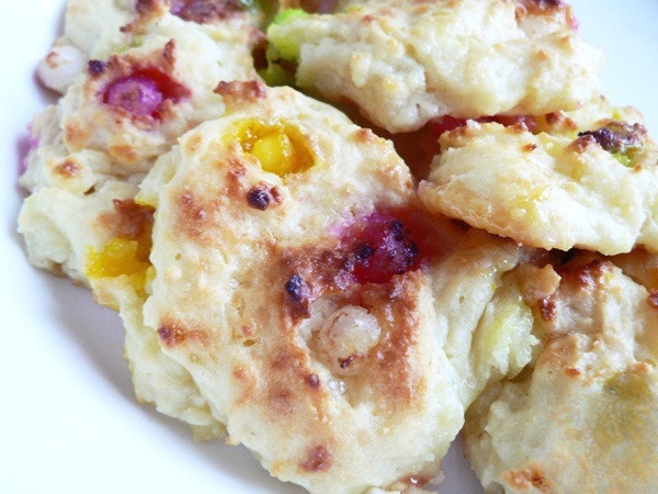 Cheesecakes with sugar balls