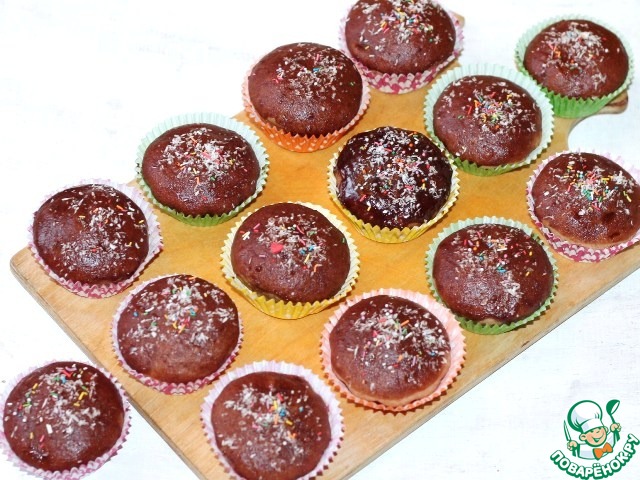 Butter cupcakes with chocolate-hazelnut Nutella