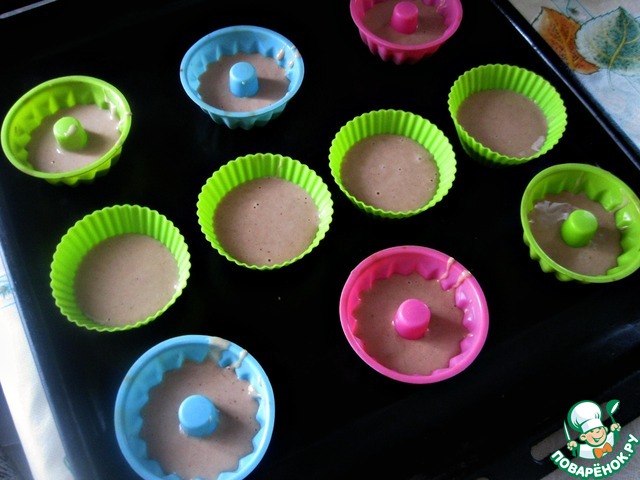 Quick muffins with cocoa