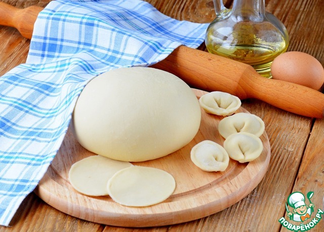 The dough for dumplings with vinegar