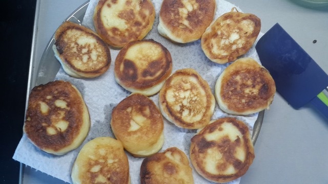 Pancakes with walnuts