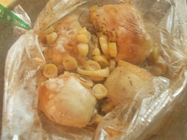 Chicken in soy-leavened marinade