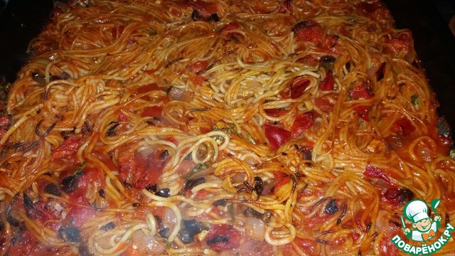 Spaghetti with roasted peppers