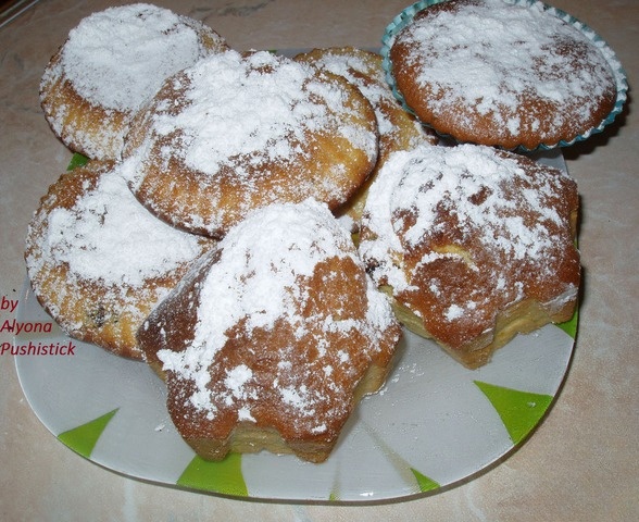 Морковные кексы с изюмом