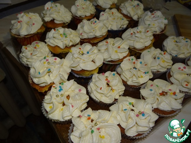 Orange muffins