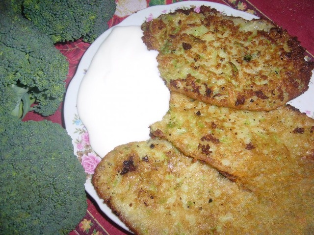 Pancakes of broccoli