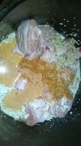 Курица с грецким орехом