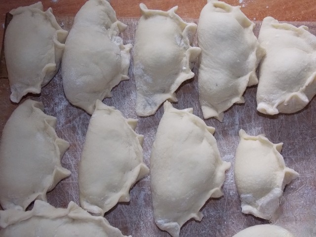 Dumplings with strawberries and currants