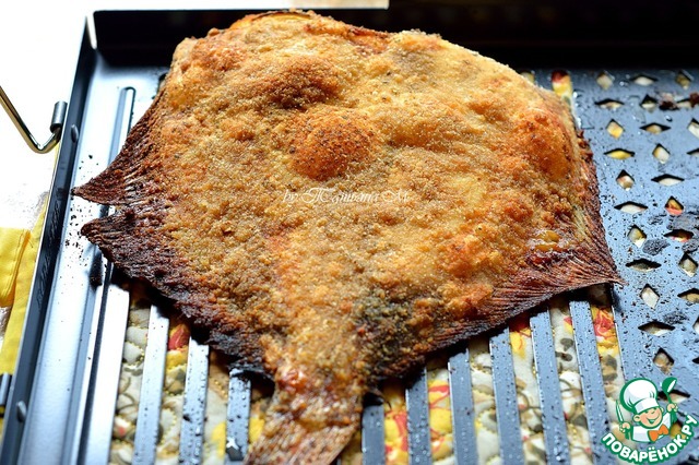 Flounder breaded and fried with onion caviar