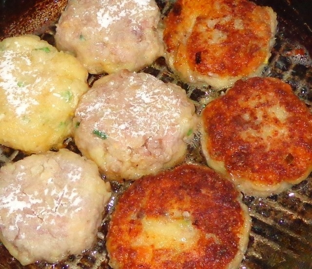 Potato and lentil cakes 