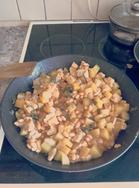 Quick beans with chicken, 