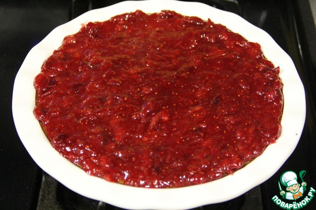 Pumpkin pie with cranberry glaze