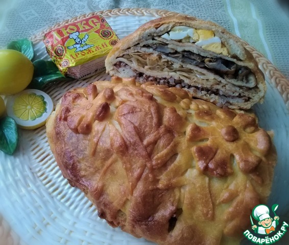 Кулебяка с квашеной капустой