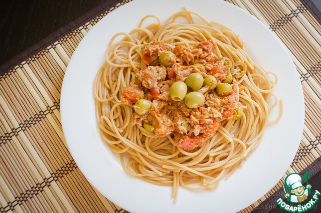 Wholemeal spaghetti with tuna