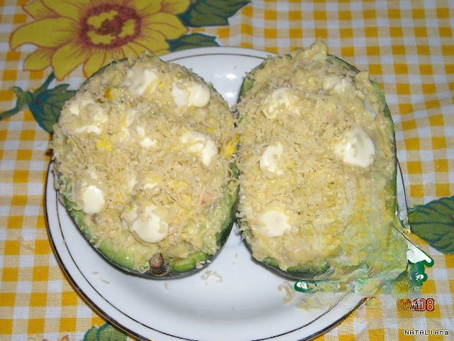 Stuffed avocado