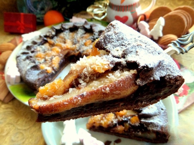 Шоколадная галета с фруктами